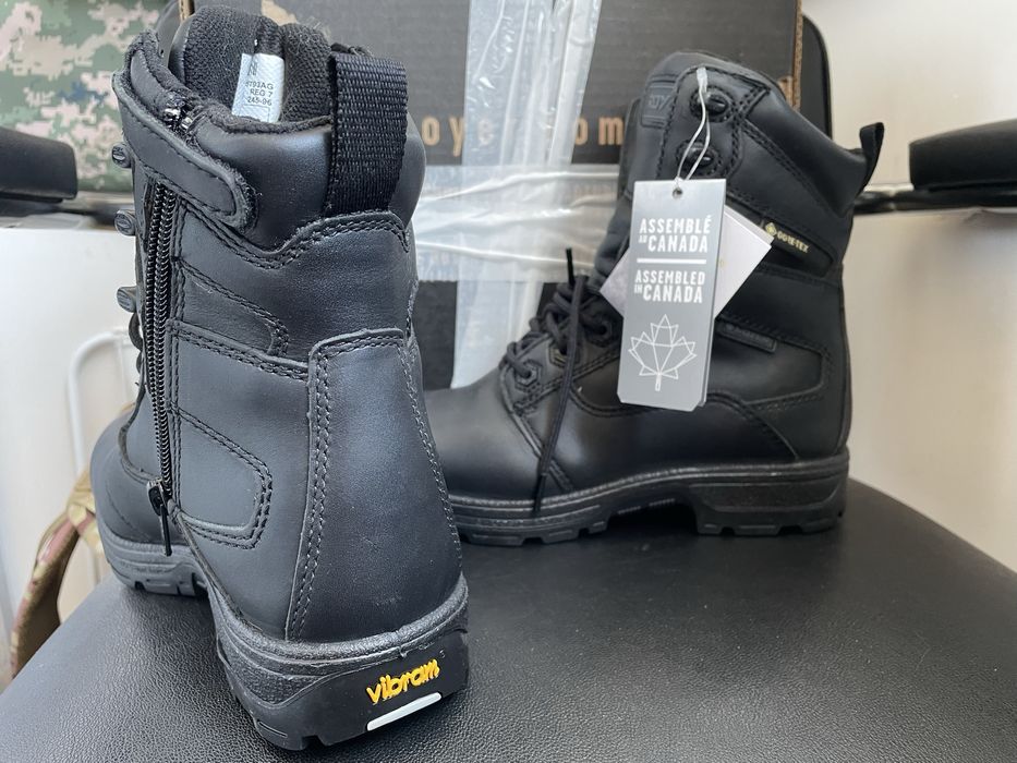 Продам оригінальні канадські берці Royer Gore-tex 41 розмір (26см)