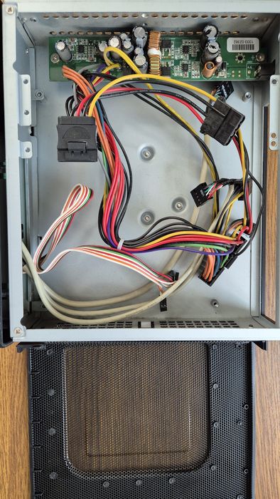 Підключення Pico PSU, корпус mini-ITX Patriot, без блока живлення