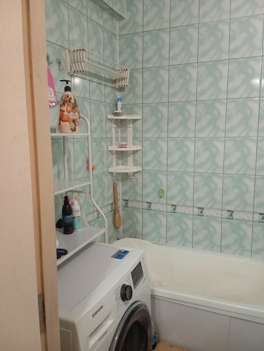Продам 1 кім квартиру  пров Червоний