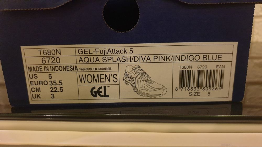 Buty Asics T680N 35.5