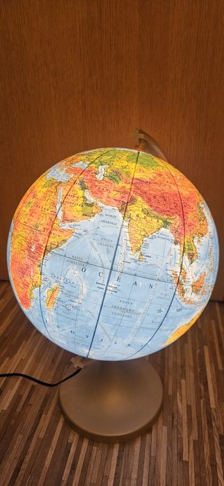 Globus podświetlany