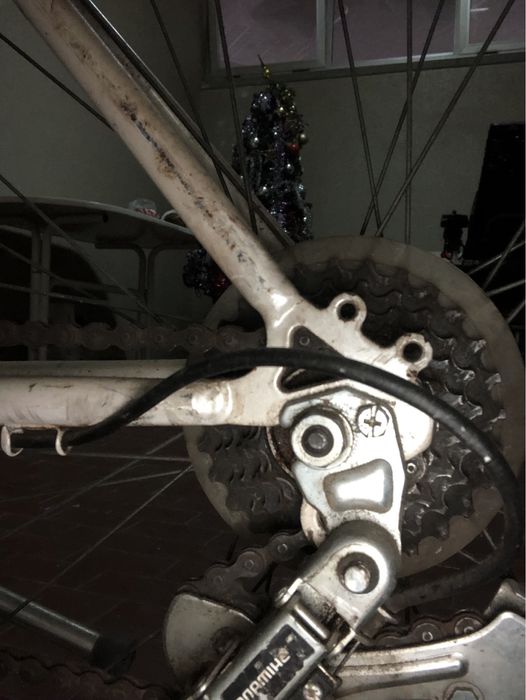 Bicicleta usada de adulto