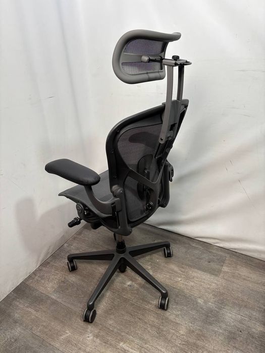 Ортопедичне крісло люкс сегмент Herman Miller Aeron аерон B , C міллер