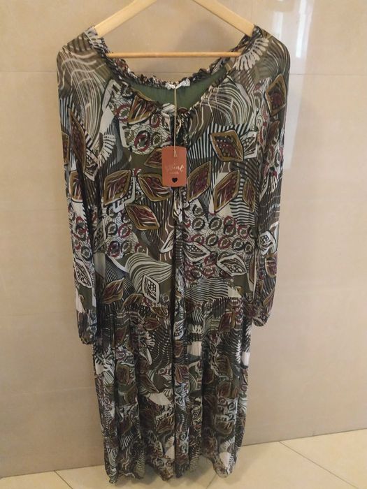 Sukienka Duży Rozmiar Ciepłe Kolory Trendy Italia