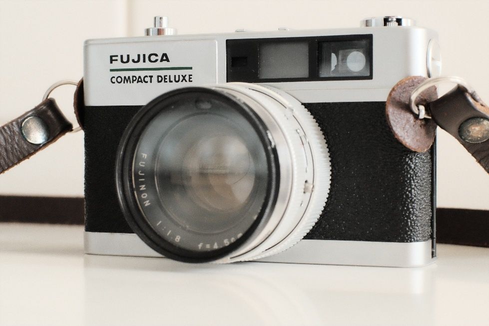 Fujica Compact Deluxe