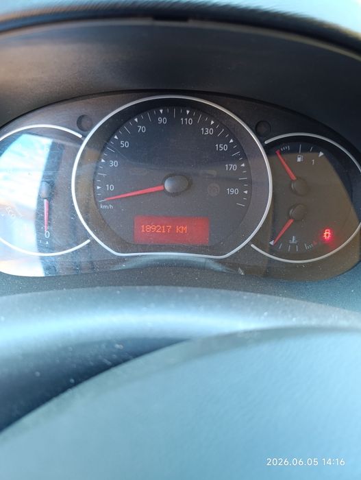 продам авто Renault Kangoo 2016 г.Чистый пассажир.пробег 189 км.