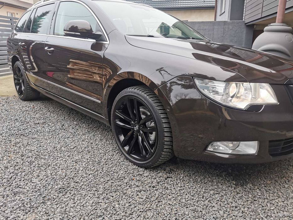 Skoda superb L&K Laurin & Klement 2.0 tdi cr