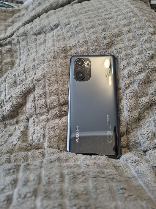 Продам POCO F3 8/256