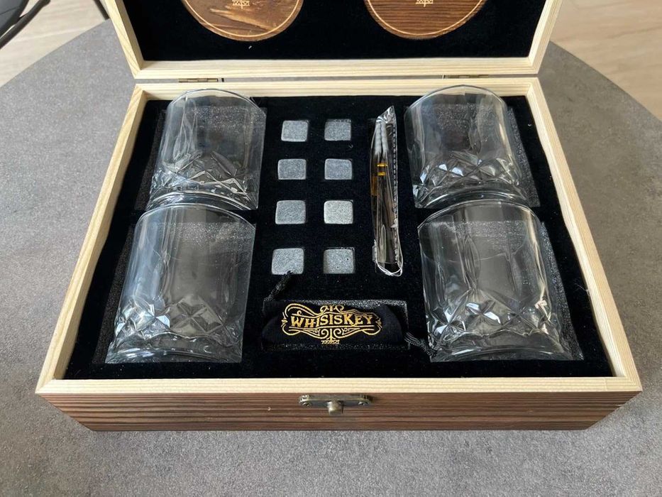 Zestaw do Whisky Szklanki Kamienie Pudełko Prezent + GRATIS Podkładki