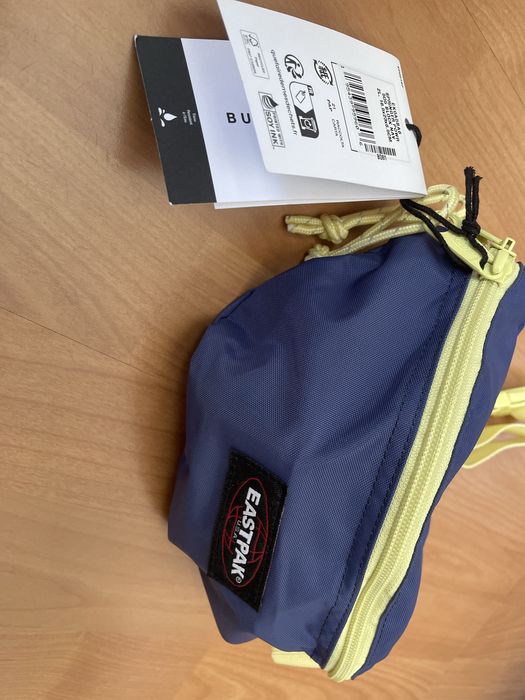 Bolsa de cintura Eastpak azul nova
