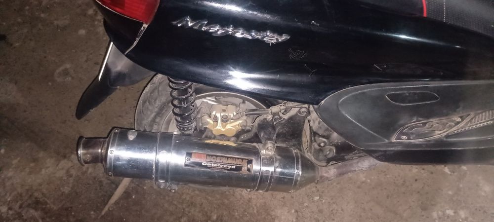 Продам макси скутер YAMAHA MAJESTY 250