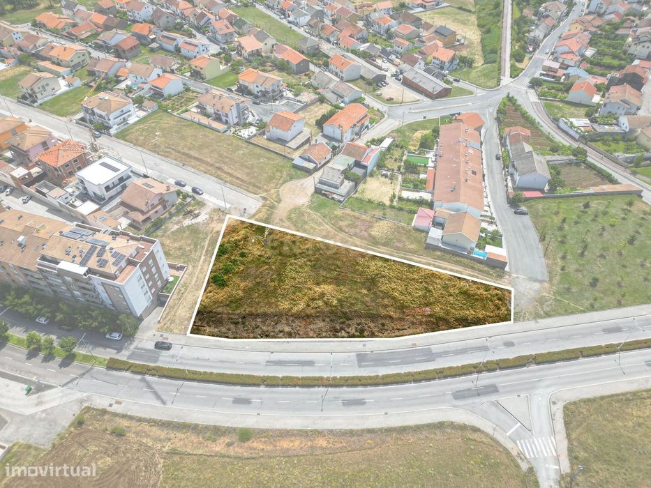 Terreno excepcional em Bragança - HABITAÇÃO PLURIFAMILIAR