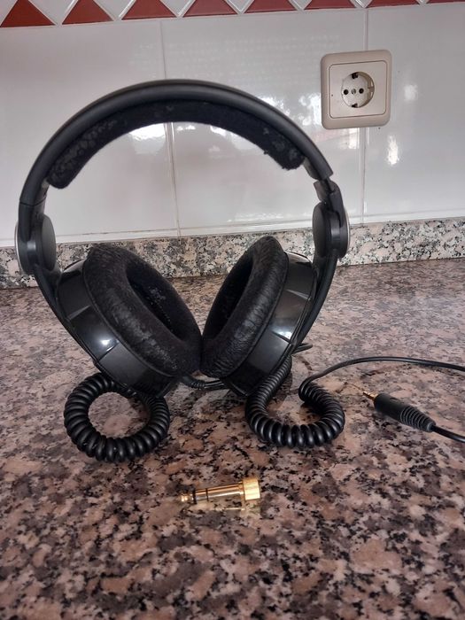 Auscultadores Sennheiser HD 215