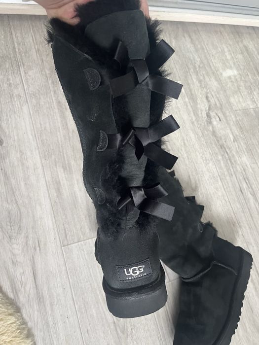 Практично нові 37 розмір Ugg оригінал