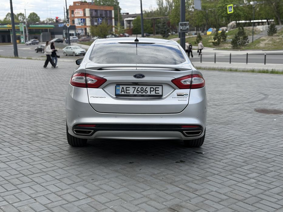 Ford Fusion  Titanium
