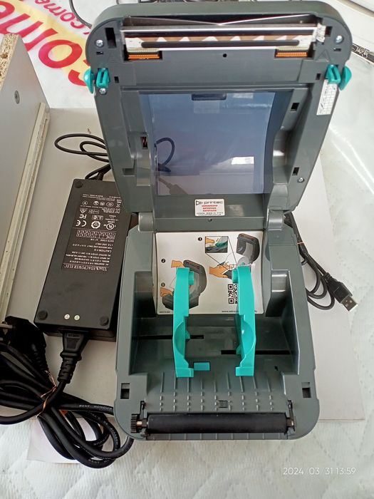 Принтер для етикеток стікерів Zebra GK420d