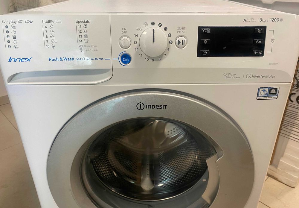 Maquina lavar roupa Indesit 9kg