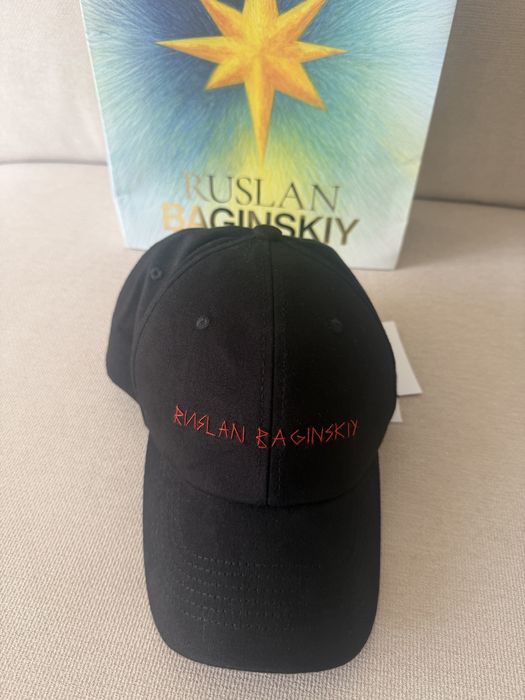 Новий кашеміровий Ruslan Baginskyi