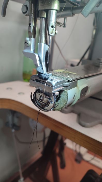 Рукавна швейна машинка durkopp adler