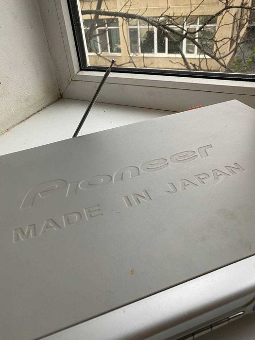 Продам  DVD-плеер Pioneer DV-366 S,Япония .