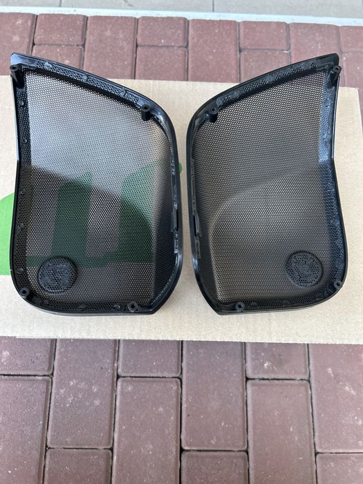 Kratki obudowy głosników Harley Davidson CVO OEM