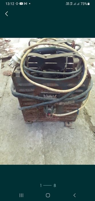 Продам електро сварку.