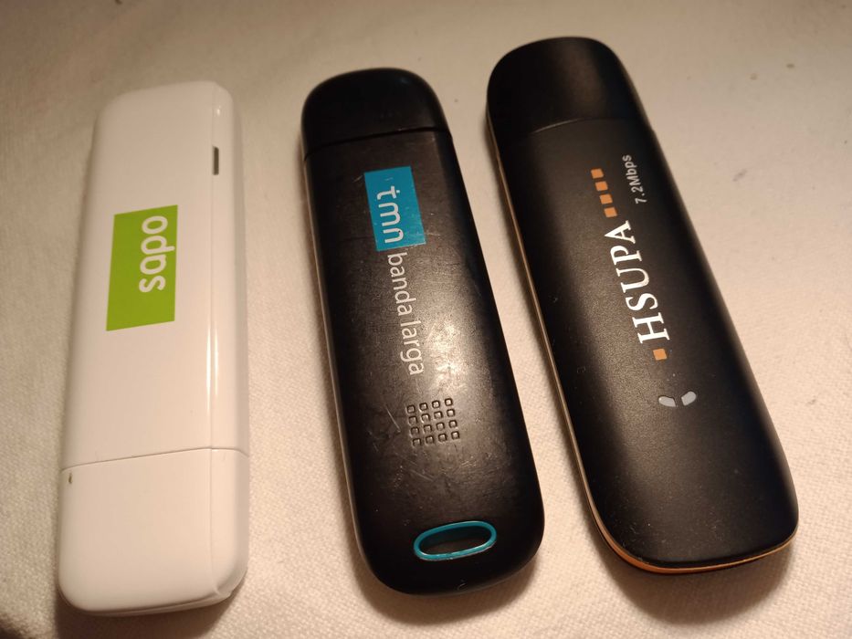 Multiple Mobile Broadband USB Sticks64354254862595120