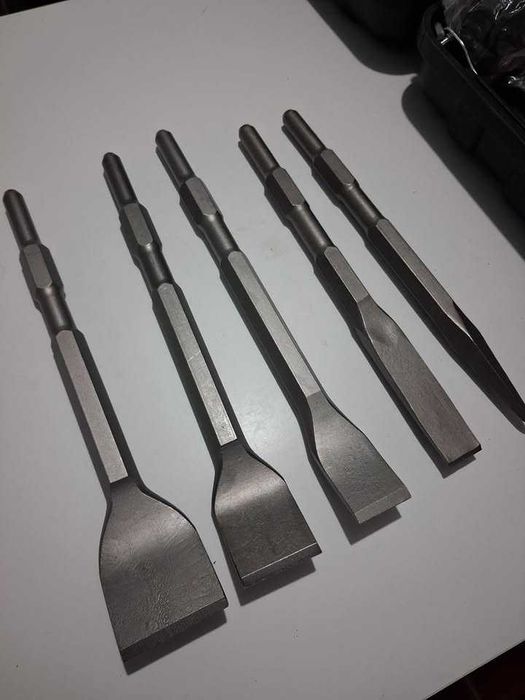 Martelo de demolição VEVOR, 1400W, 2900 BPM, 19 j,com 5 escopos, novo