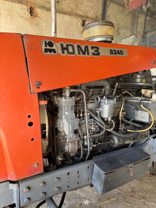 Трактор ЮМЗ 8240; МТЗ 82, 920