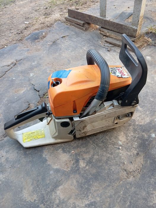 Бензопила подобіє STIHL  (Китай) в робочому стані