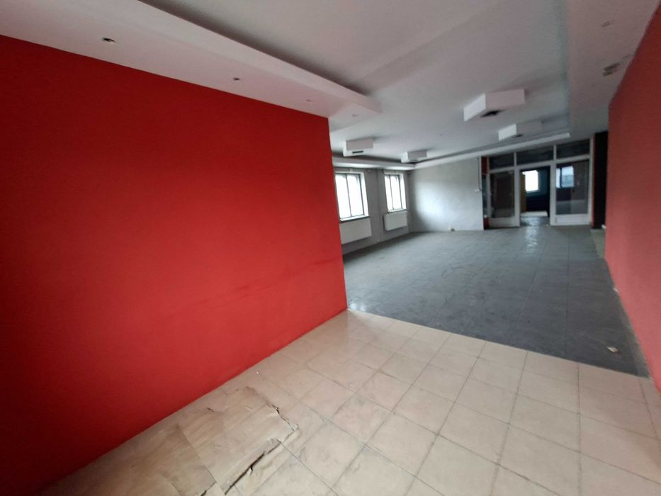 wynajmę lokal usługowo- biurowo-handlowo magazynowy