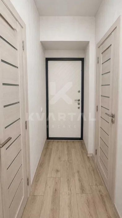 Продам 2-к. квартиру з  кухнею 32 м2 в ЖК Континент!