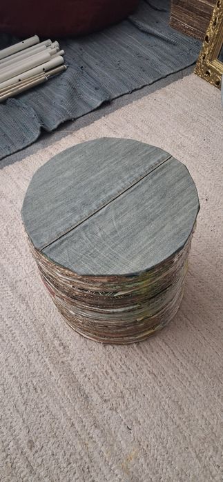 Puff recycling cardboard disc