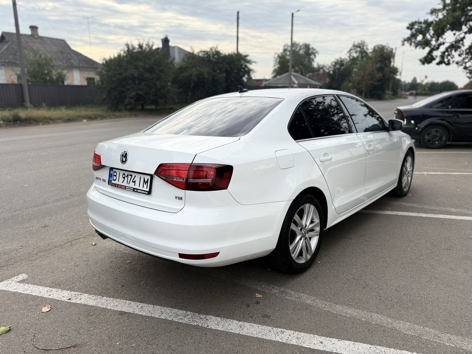 Продам Volkswagen Jetta 2015 SEL