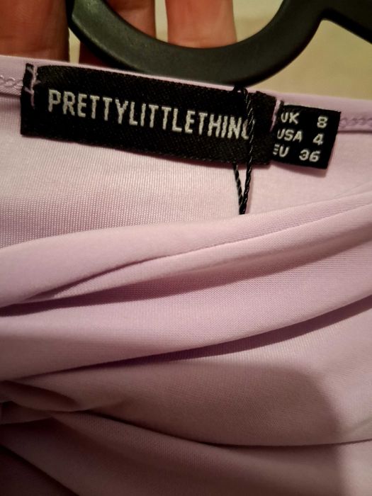 Calça H&M,com camisola Prettylittlething.