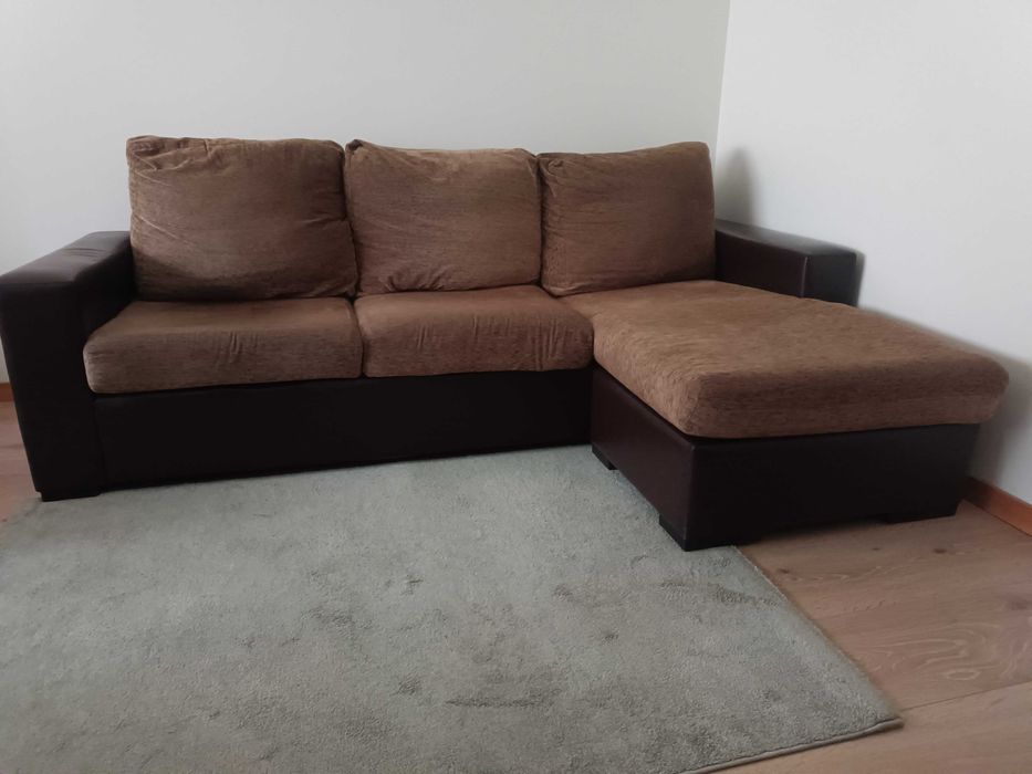 SOFÁ com Chaise Longue Reversível.