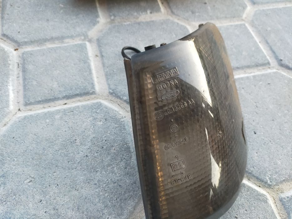 Farolins Ford Fiesta 1995