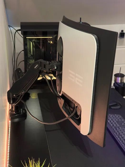 Alienware 32" OLED Monitor, 4K, 240Hz – AW3225QF64550979396481121