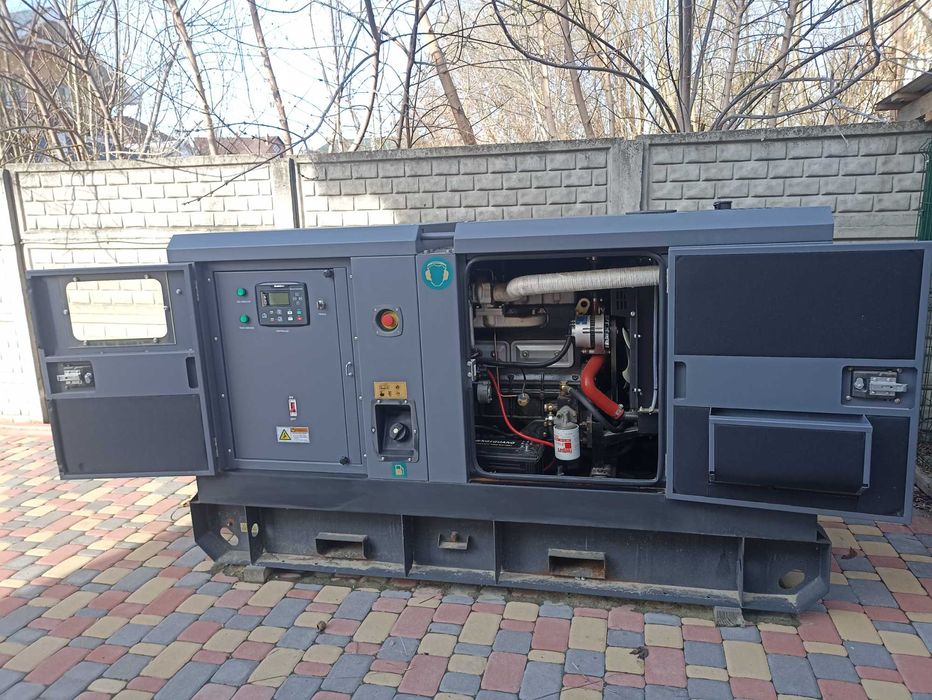 Продається дизельний генератор NEP-55.