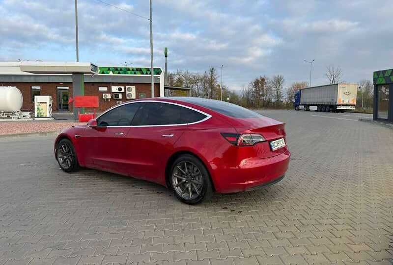 Tesla Model 3 2018