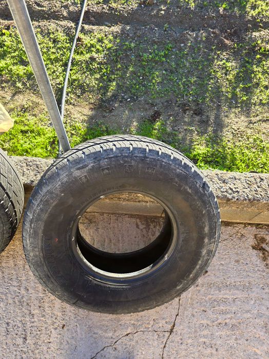 Pneus 4x4 265/75 R15