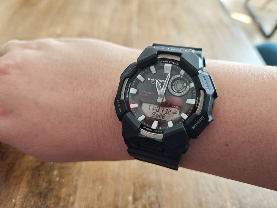 Zegarek męski CASIO G-SHOCK GA-B010-1AER, Tough  Solar, Step  Tracker, Bluetooth, Gwarancja