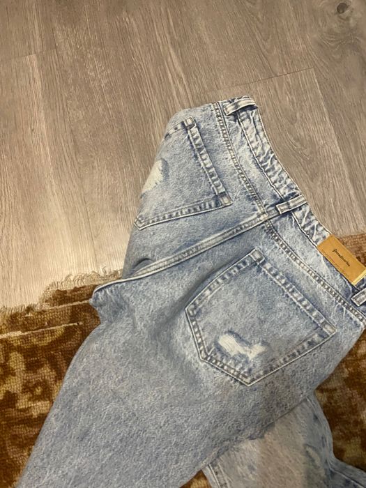 Джинси Stradivarius