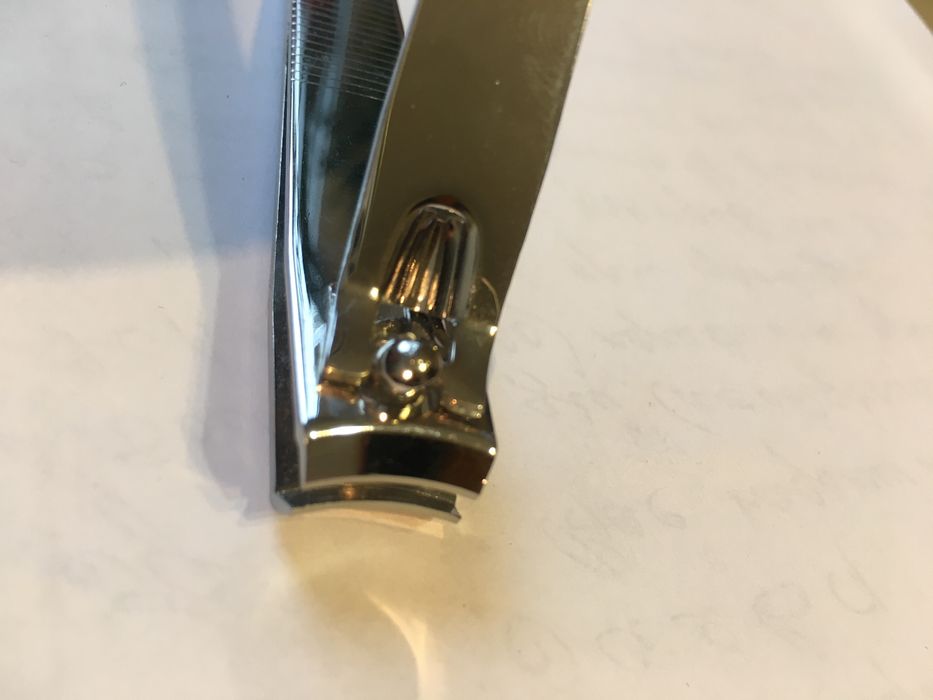 Кусачки для ногтей