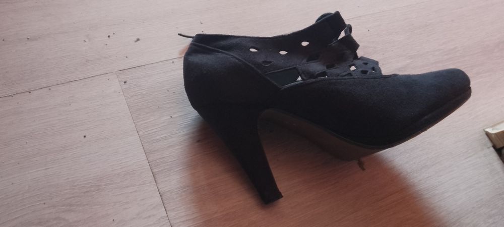 Buty , damskie botki