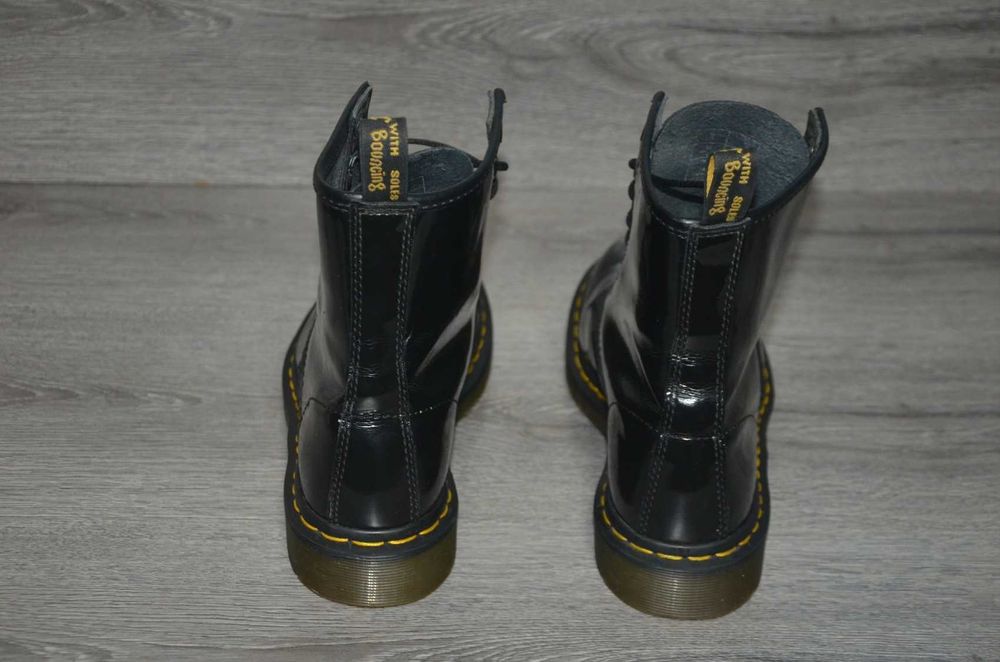 Продам черевики шкіряні Фирма DR.MARTENS