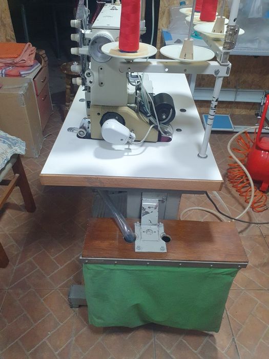 Maquina de bainhas usada brother
