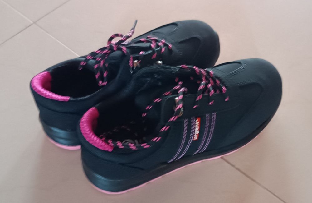 Buty urgent nowe 38
