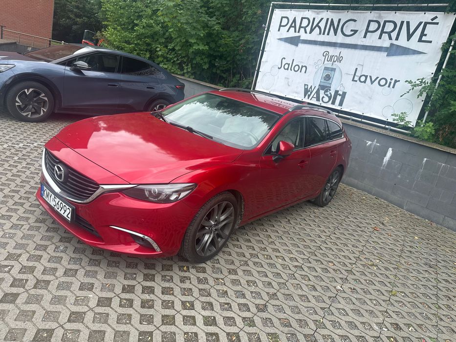 Sprzedam samochód MAZDA 6