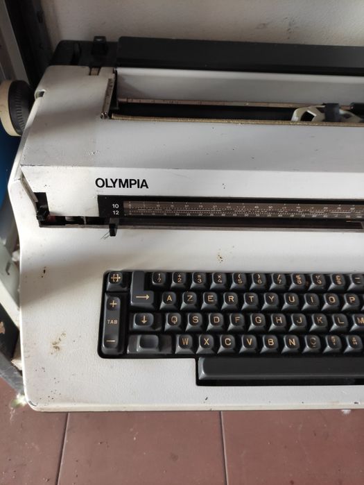 Máquinas de escrever